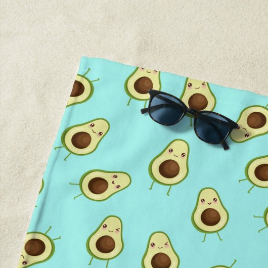 Cute Kawaii Smiling Avocado Pattern Personalized Strandlaken (In situ)