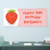 Cute kawaii strawberry cartoon illustration spandoek (Beurs)