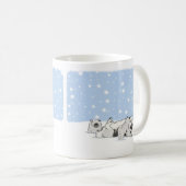 Cute Keeshond en Puppies Spelen | Sneeuwzitjes Koffiemok (Voorkant rechts)