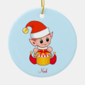 Cute Kerstmis Elf op Light Blue Keramisch Ornament (Voorkant)