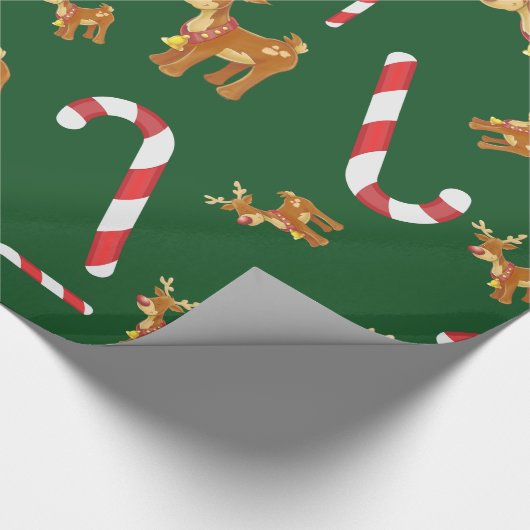 Cute Kerstmis Rudolph Candy Cane Pattern Green Cadeaupapier (Hoek)