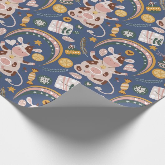 Cute Kerstmis Yoga Koe Whimsical Pattern Blue Cadeaupapier (Hoek)