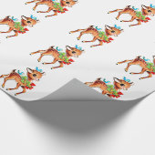 Cute Kerstrobow Green Holly Reindeer Cadeaupapier (Hoek)