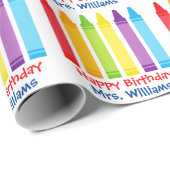 Cute Kindergarten Teacher Custom Crayon Birthday Cadeaupapier (Rol Hoek)