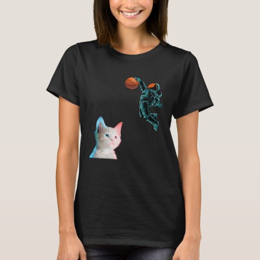 Cute Kitten Astronaut Playing Basketball For Cat T-shirt (Voorkant)