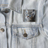 Cute Kitten in de tuin Vierkante Button 5,1 Cm (In situ)