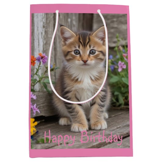 Cute Kitten Medium Cadeauzakje (Voorkant)
