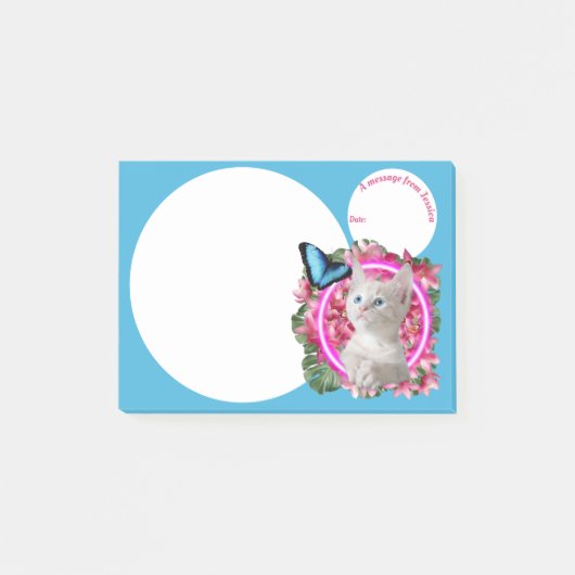 Cute Kitten met blauwe vlinder op neontropische P Post-it® Notes (Voorkant)