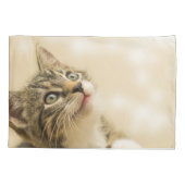 Cute Kitten met een uitgerekt paw Kussensloop (Achterkant)