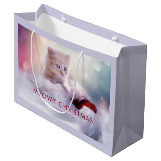 Cute Kitten rust op een kerstman met kerstmis Groot Cadeauzakje (Voorkant Gekanteld)