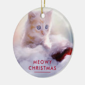 Cute Kitten rust op een kerstman met kerstmis Keramisch Ornament (Links)