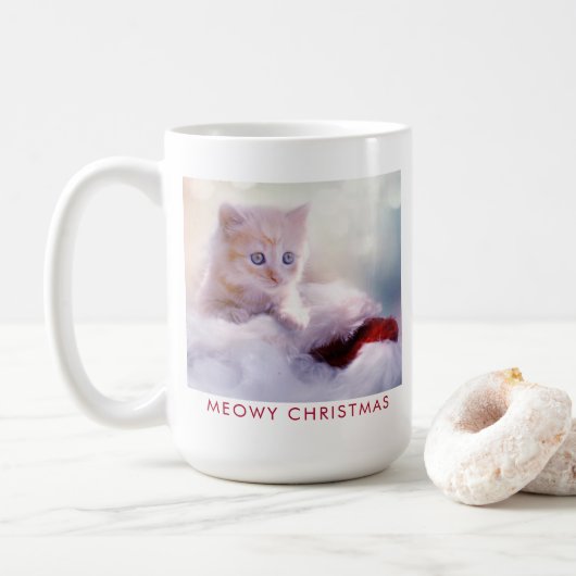 Cute Kitten rust op een kerstman met kerstmis Koffiemok (Met donut)