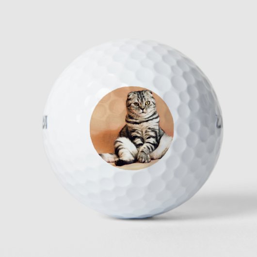 Cute Kitten Sprawout Golfballen (Voorkant)