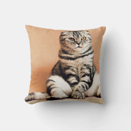Cute Kitten Sprawout Kussen