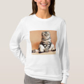 Cute Kitten Sprawout T-shirt (Voorkant)