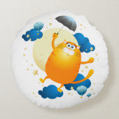 Cute Kitten vliegt met Umbrella Rond Kussen (Achterkant)