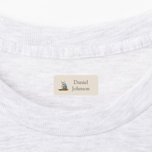 Cute Kitten with Backpack Neutral Clothes Labels (Aangebracht)