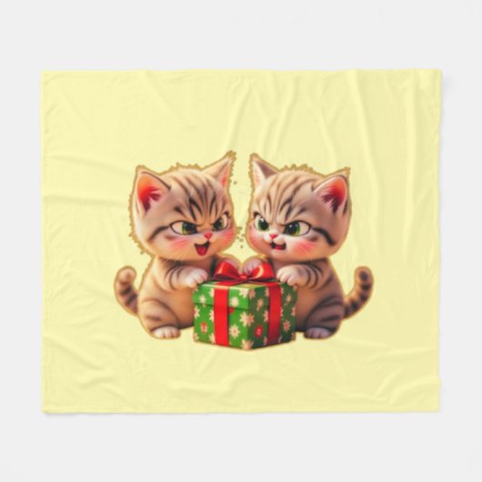 **Cute Kittens Fighting Over a Gift – Funny Christ Fleece Deken (Voorkant (Horizontaal))