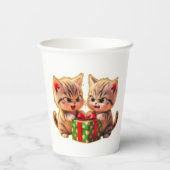 **Cute Kittens Fighting Over a Gift – Funny Christ Papieren Bekers (Achterkant)