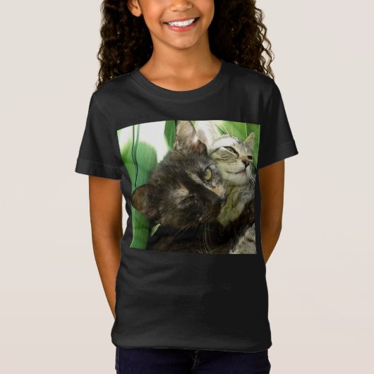 Cute kittens knuffelen T-Shirt (Voorkant)