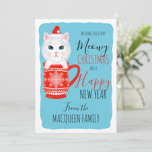 Cute Kitty Cat Mok Meowy KerstHappy Nieuwjaar Feestdagenkaart (Staand voorkant)