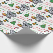 Cute Koala Christmas Tree Holidays Cadeaupapier (Hoek)