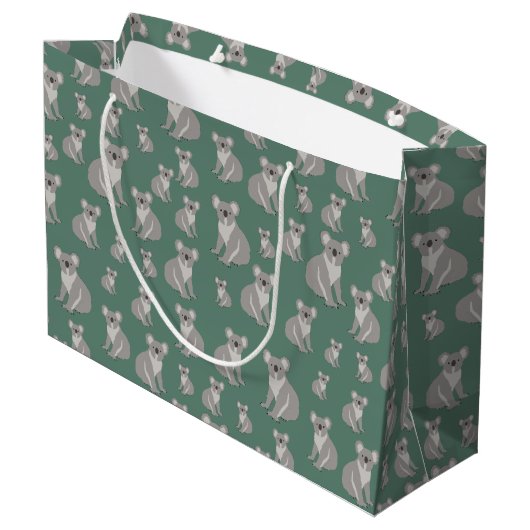 Cute Koala Eucalyptus Green Pattern Groot Cadeauzakje (Achterkant Gekanteld)