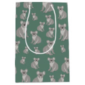 Cute Koala Eucalyptus Green Pattern Medium Cadeauzakje (Voorkant)