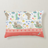 Cute Koala Pattern met Little Girl Name op Pink Accent Kussen (Voorkant)