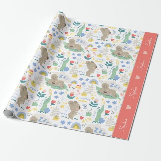 Cute Koala Pattern met Little Girl Name op Pink Cadeaupapier (Uitgerold)