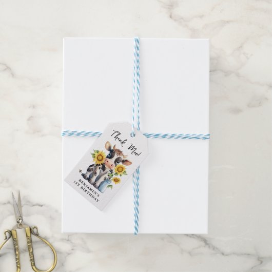 Cute Koe Zonbloemen Modern Dank Moo Birthday Cadeaulabel (Met Touw)