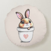 Cute Konijn Plant Pot op Licht Champagnetint Beige Rond Kussen (Achterkant)