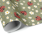 Cute Ladybug and Strawberry Flower Polka Dots Cadeaupapier (Rol Hoek)