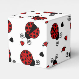 Cute Ladybug en Hearts Pattern Bedankdoosjes