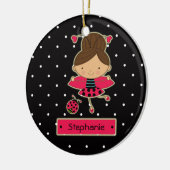 Cute ladybug girl polkadots gepersonaliseerd versi keramisch ornament (Links)