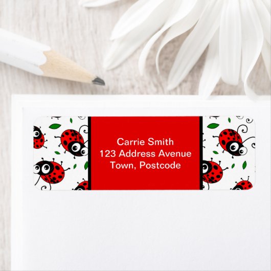 Cute ladybug-patroon etiket (Insitu)