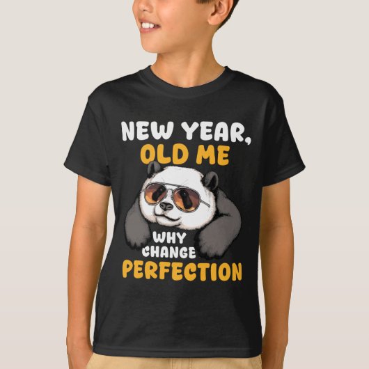 Cute Lazy Panda New Year Old Me 2026 Funny Sarcast T-shirt (Voorkant)