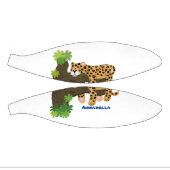 Cute leopard slapen in de cartoon afbeelding van d basketbal (Panelen)