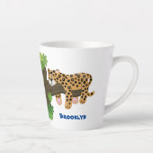 Cute leopard slapen in de cartoon afbeelding van d latte mok (Rechts)