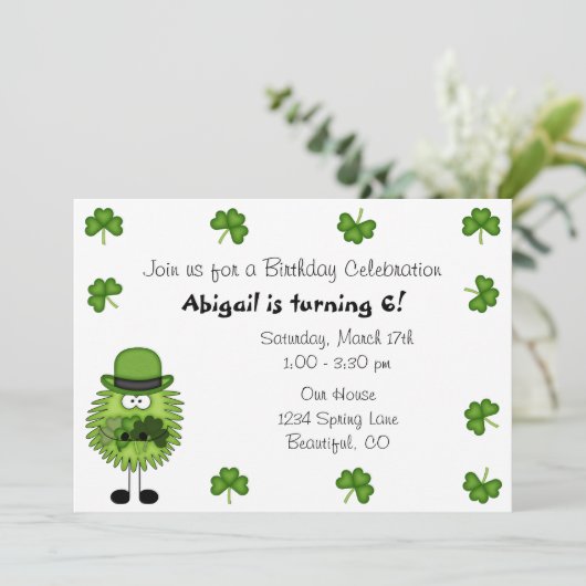 Cute Leprechaun Irish St Patrick's Day Birthday Kaart (Staand voorkant)