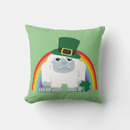 Cute Leprechaun Yeti Kussen