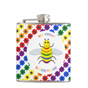 Cute LGBT Proud Rainbow Bee en Flowers Heupfles