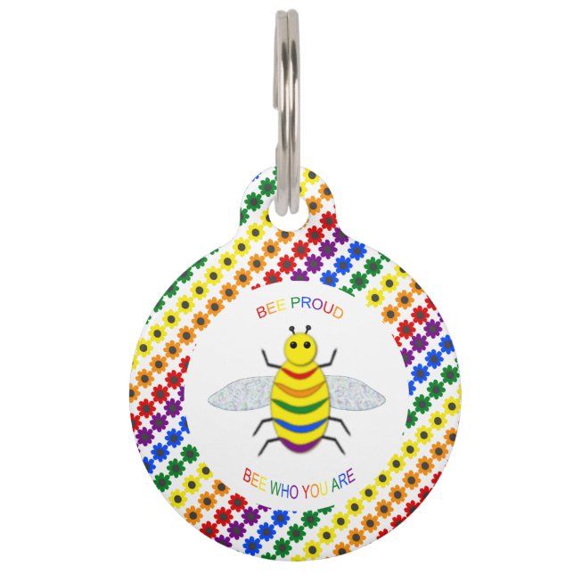 Cute LGBT Proud Rainbow Bee en Flowers Huisdierpenning (Voorkant)