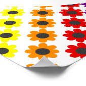 Cute LGBT Proud Rainbow Bee en Flowers Poster (Hoek)