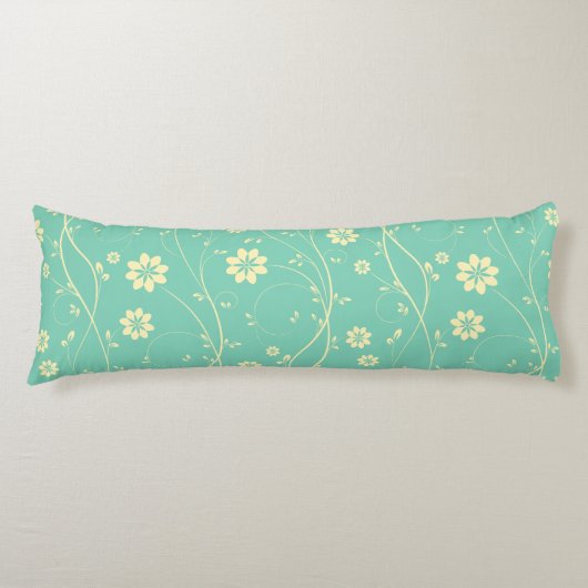 Cute Light Beige & Green Delicate Floral Pattern Lichaamskussen (Voorkant)