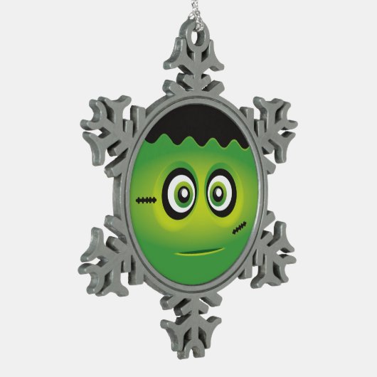 Cute Lil' Frankenstein emoji Happy Halloween Tin Sneeuwvlok Ornament (Links)