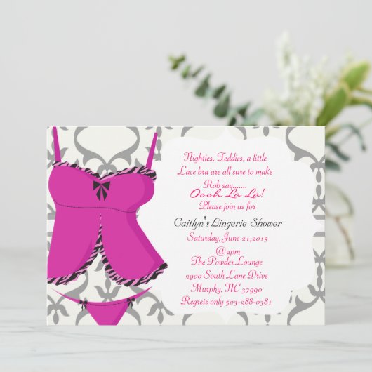 Cute Lingerie Shower Bridal Uitnodiging (Staand voorkant)