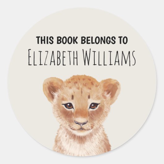 Cute Lion Cub Persoonlijke naamschool Ronde Sticker (Voorkant)