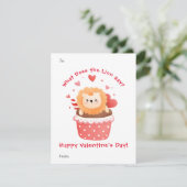 Cute Lion in Cupcake Aangepaste Kinder Valentijnsd Feestdagenkaart (Staand voorkant)