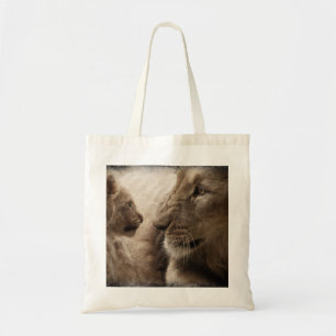 Cute Lioness en Playful Cub Tote Bag
